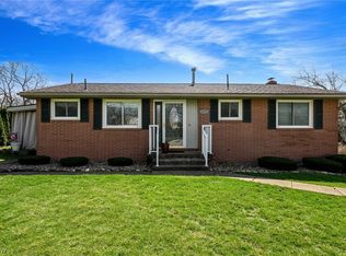 1156 Terrace Rd NW, North Canton, OH 44720