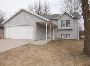 3420 18th St S, Fargo, ND 58104