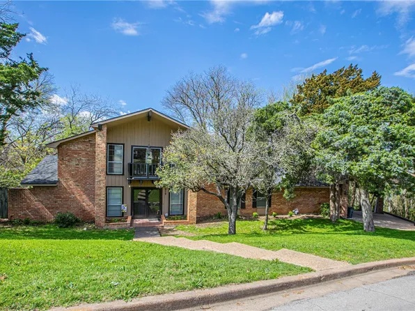 818 White Oak Dr, Woodway, TX 76712