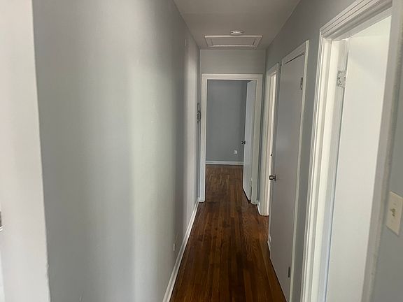5th image of 404 Storeywood Dr #404