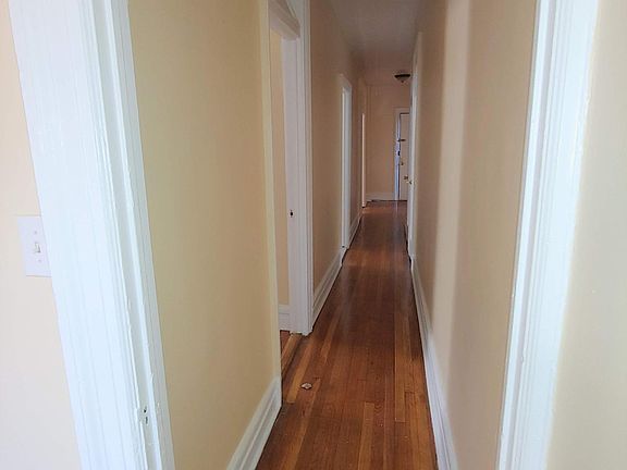 4th image of 2604 University Ave APT 5D