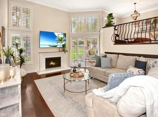 166 N Singingwood St UNIT 9, Orange, CA 92869