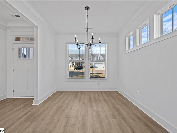 5th image of 620 Corsac Ct