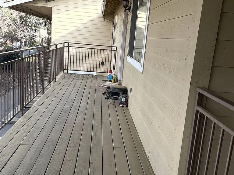 238 Berrydale Ave — Photo 8