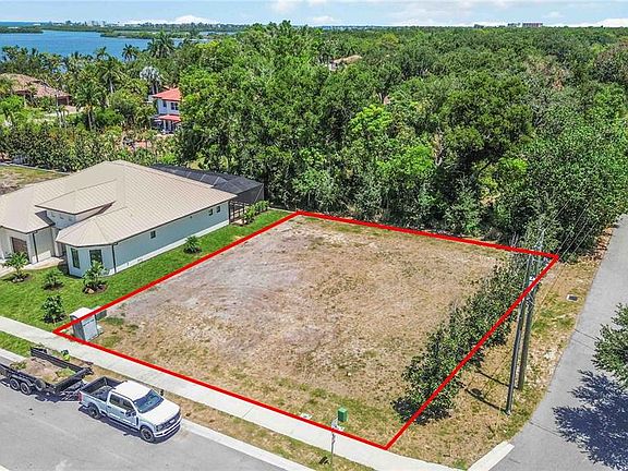 2nd image of 3820 Parrot Bay Ct Lot 9