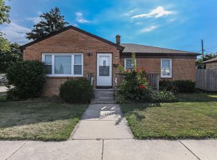 3071 Caledonia St, Racine, WI 53402