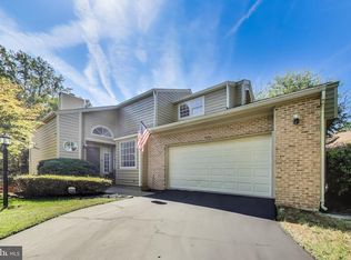 7472 Cross Gate Ln, Alexandria, VA 22315
