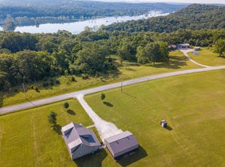 825 Maple Ridge Br, Forsyth, MO 65653