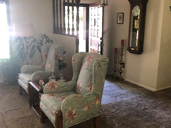 3rd image of 2683 Balboa Dr