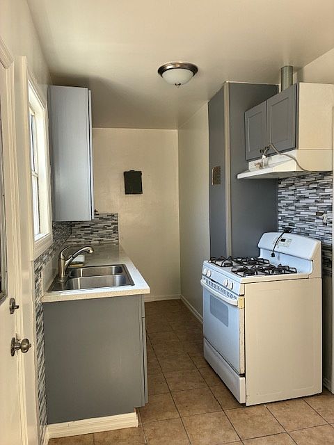 1st image of 5221 Longfellow St #5221