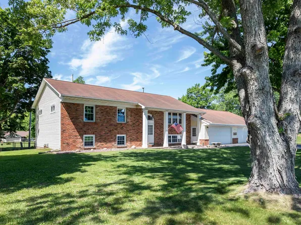 11113 N Princeville Jubilee Rd, Brimfield, IL 61517