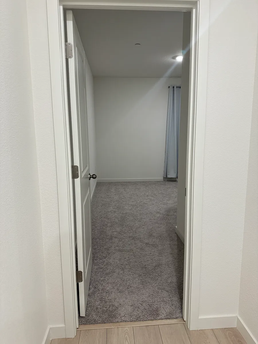 Building Photo - Kissa Cir