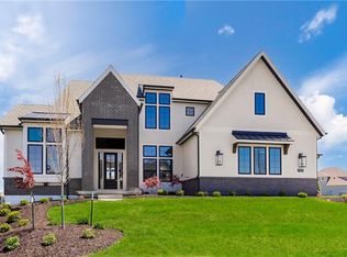 17305 Melrose St, Overland Park, KS 66221