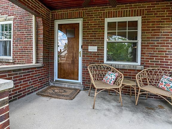 2nd image of 3307 De Forest Dr