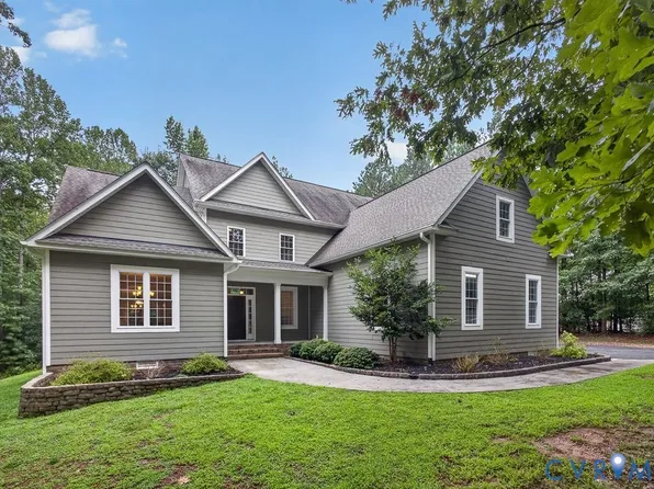 8825 First Branch Ln, Chesterfield, VA 23838