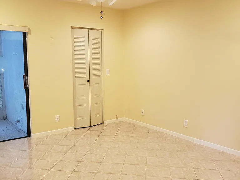 10875 Lake Front Pl #10875 — Photo 6