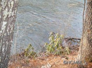 999 Rabbit Hop Rd, Spruce Pine, NC 28777