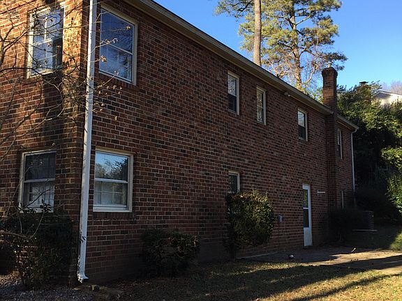 3rd image of 219 Sheffey Ln