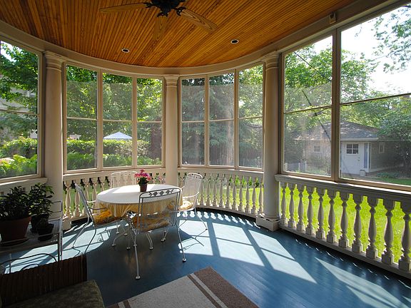 3rd image of 844 Fairmount Ave