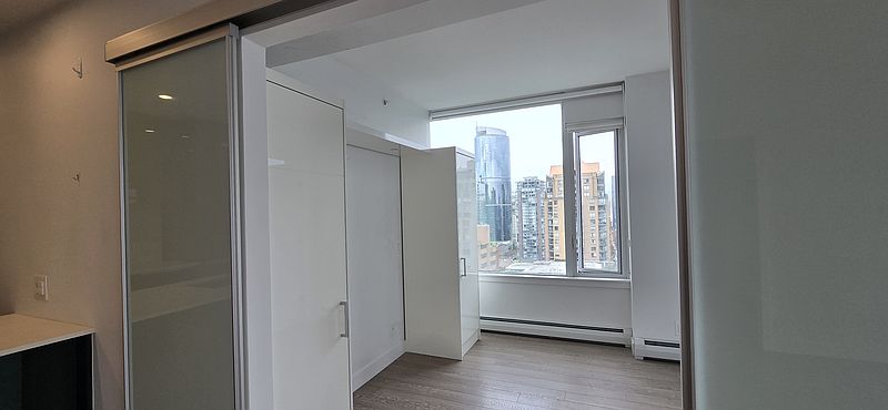 Vancouver Apartment for rent - 3 Bedrooms — photo 5