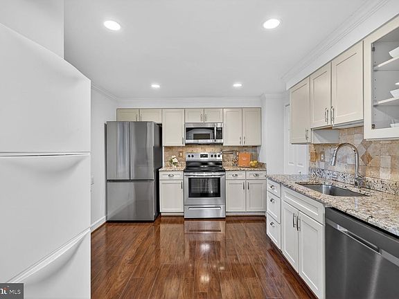 2nd image of 19025 Coltfield Ct