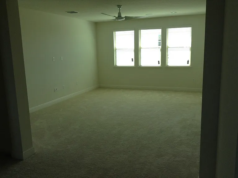 9240 Woodcrane Dr — Photo 10