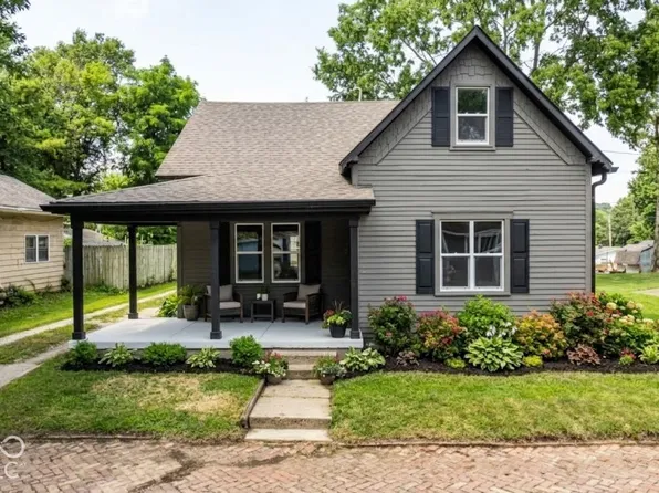 671 N 10th St, Noblesville, IN 46060