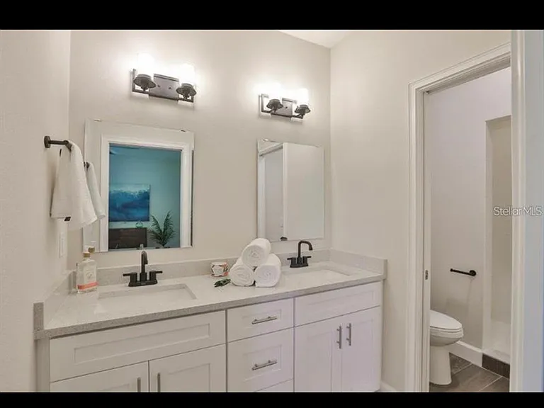 204 N Manhattan Ave #2 — Photo 11