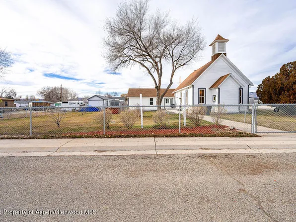 581 Denver Ave, De Beque, CO 81630