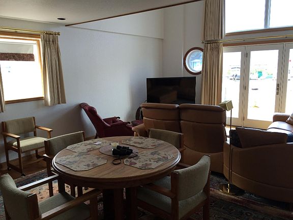 5th image of 144 Dunkley Ave APT 15