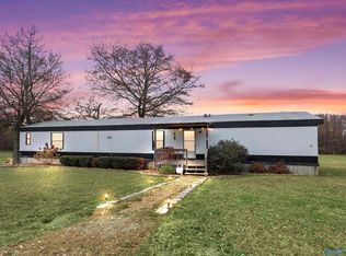 4685 Bluff Rd, Boaz, AL 35956