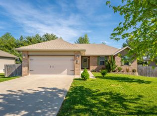 267 Meadowlark St, Highlandville, MO 65669