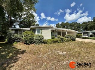 410 Cinnamon Cir, Deland, FL 32724
