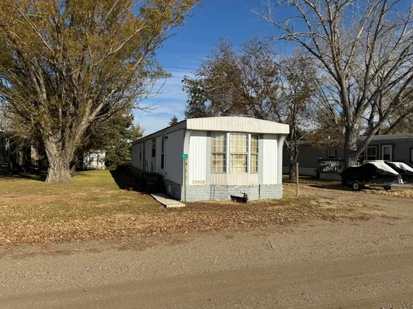 111 Linnell St, Pierre, SD 57501