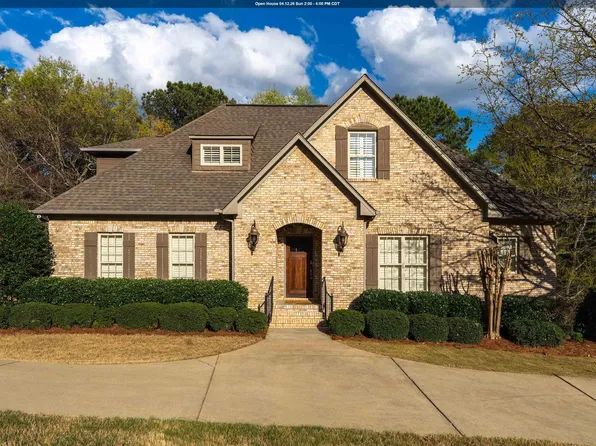 5679 Carrington Lake Pkwy, Trussville, AL 35173