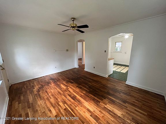 4th image of 3227 Tenny St