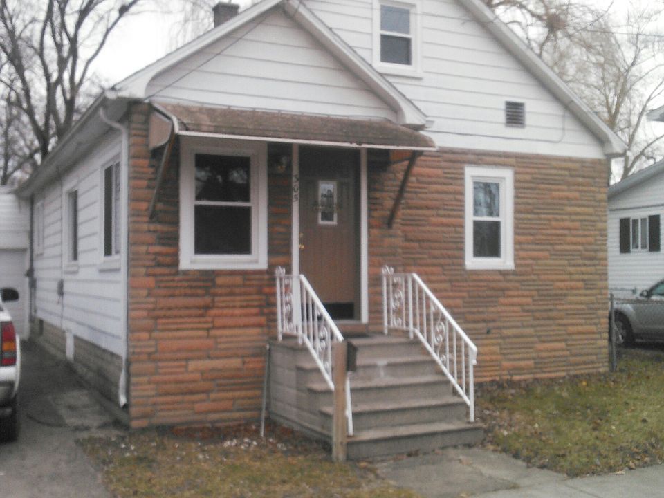 1st image of 305 N Bangor St