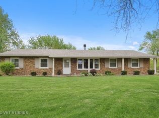 14 Cayman Dr, Montgomery, IL 60538