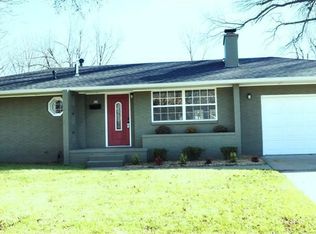 205 Golf Rd, Webb City, MO 64870