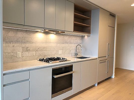 1st image of 550 Vanderbilt Ave #512