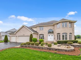 653 Larkspur Ln, Matteson, IL 60443