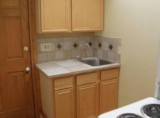 578 Madison Ave APT 3F, Albany, NY 12208