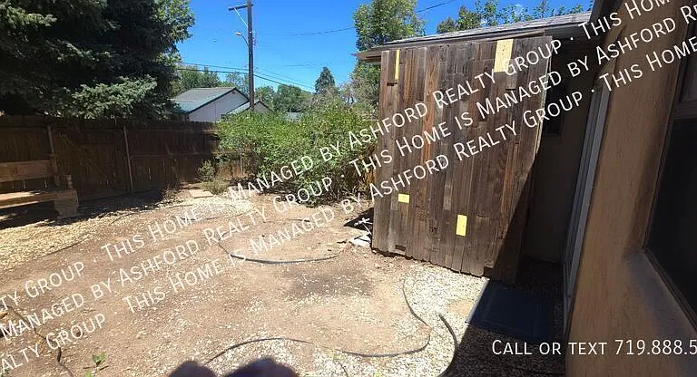 1220 E San Rafael St — Photo 22