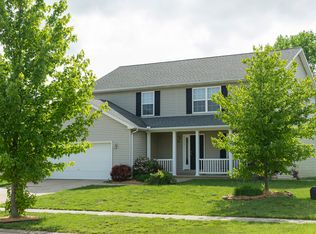 907 Timber Ridge Dr, Mahomet, IL 61853