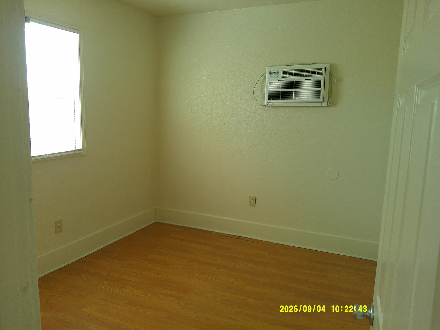 2 bed, $1,650 — Photo 2