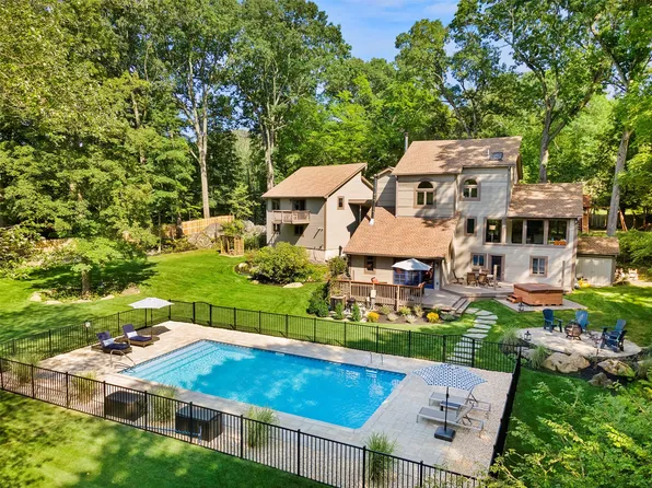 176 Furnace Dock Road, Cortlandt Manor, NY 10567