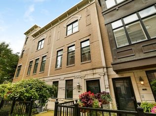 1742 S Indiana Ave, Chicago, IL 60616