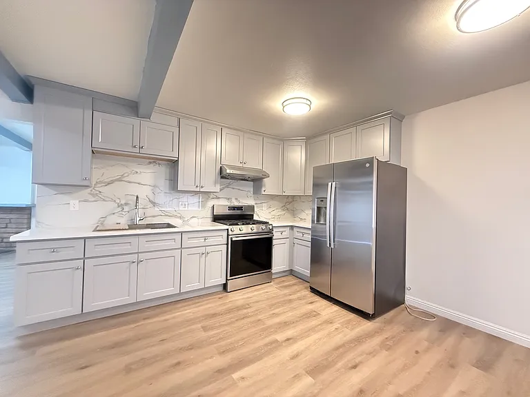 4642 Canoga St #A — Photo 10