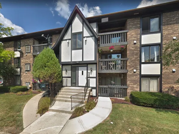 4855 137th St APT C3, Crestwood, IL 60418