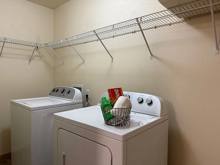 West Lake III Apartments — Photo 18
